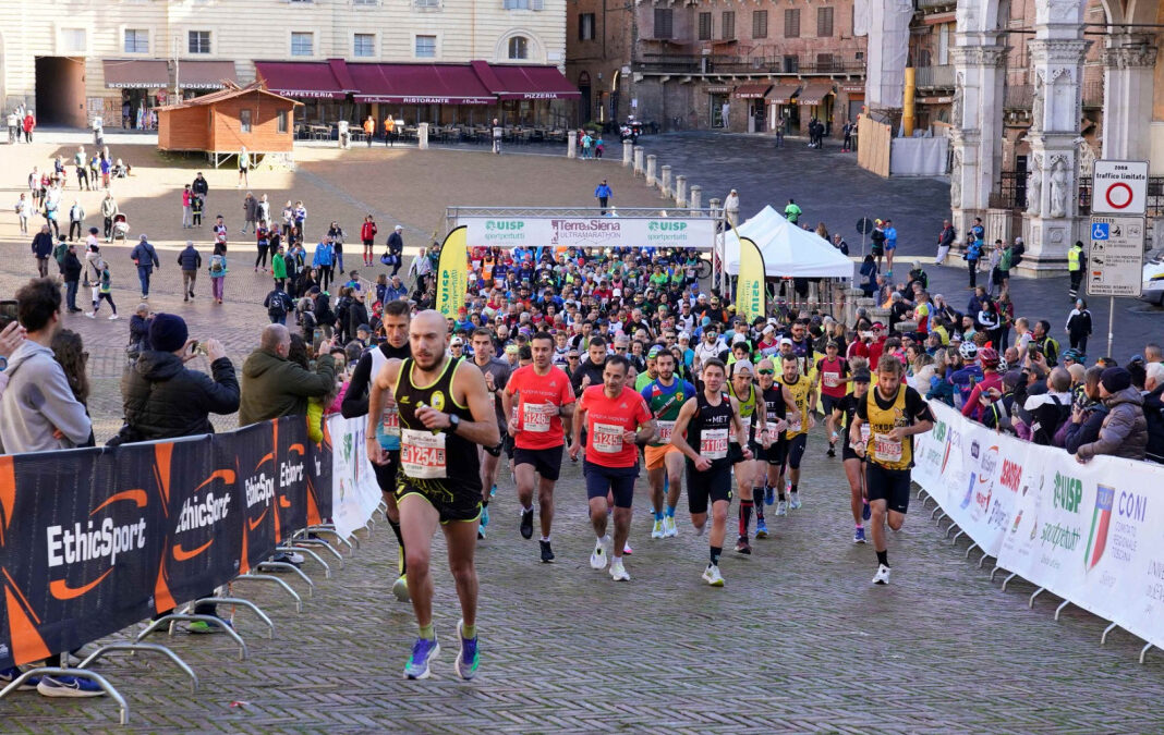 10^ Terre di Siena Ultramarathon, domenica 23 febbraioPiazza del Campo è teatro del running